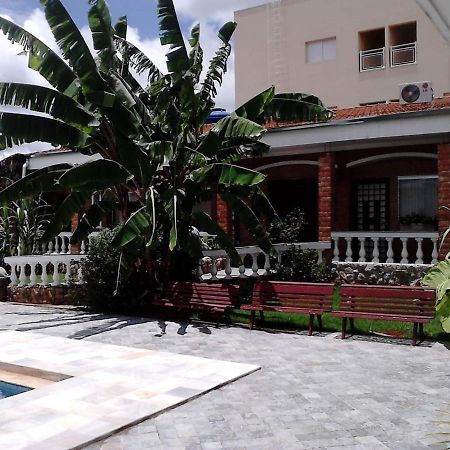 شقة Flats Leninha Abreu - Nao Fornecemos Roupa De Cama E Banho, Nao Fornecemos Cafe Da Manha Olímpia المظهر الخارجي الصورة